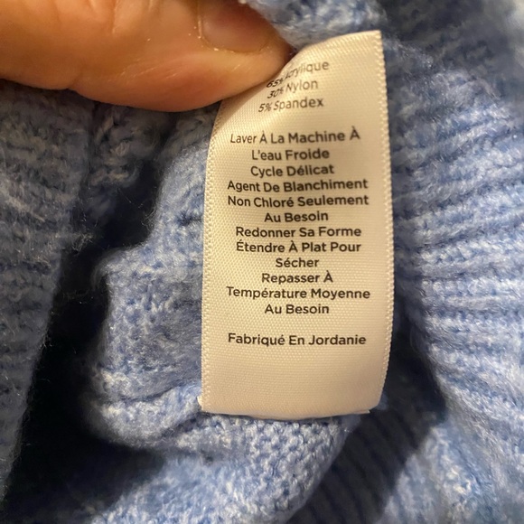 Talbots size Medium Soft Blue Sweater - Picture 10 of 11